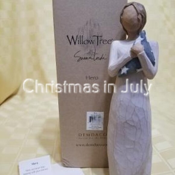 Willow Tree Susan Lordi Hero honor memory flag Figurine #26152 - Picture 1 of 1